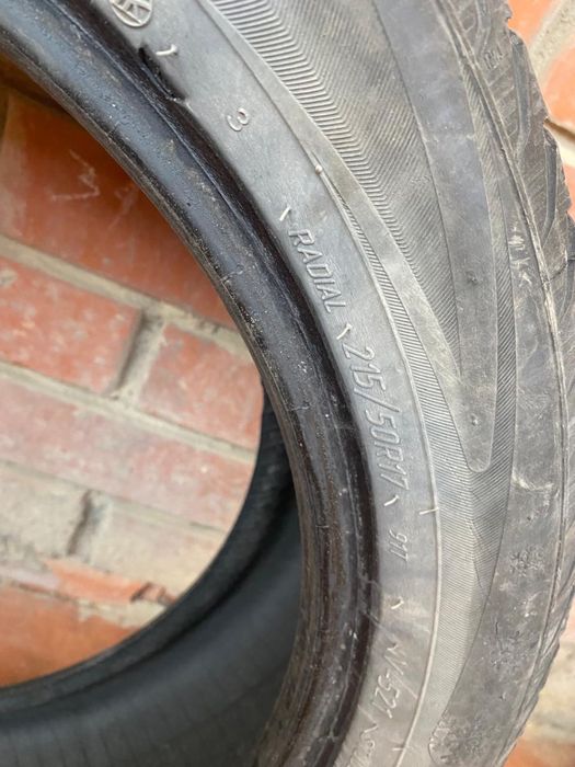 Зимные шины в отличном состояние