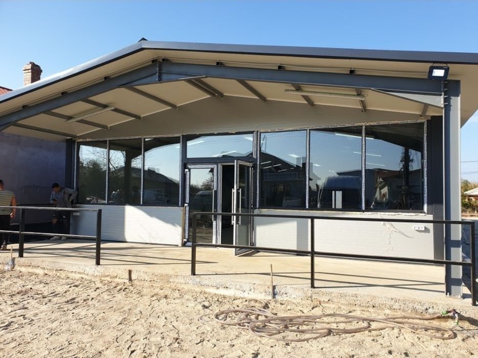 Vând structură metalică 10×20×4h