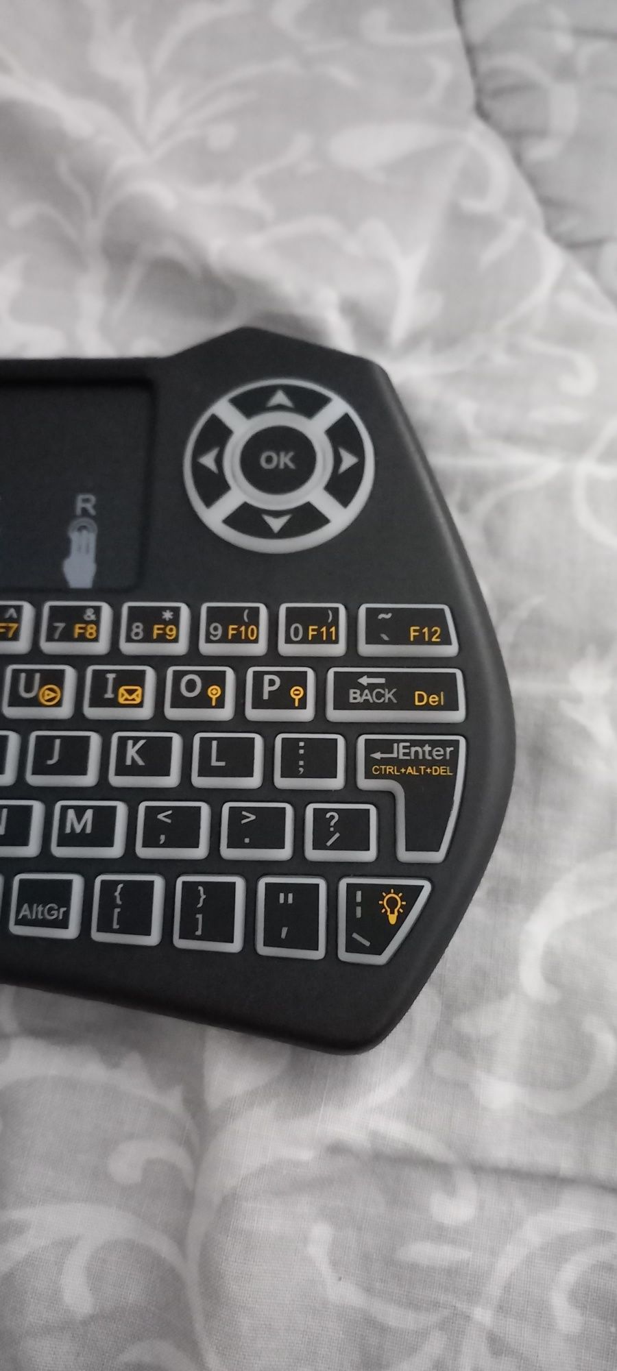 Vând mini tastatură