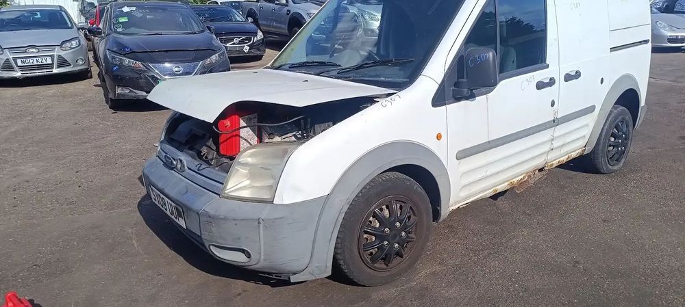 Dezmembrari / Dezmembrez Ford Connect 1.8 T18DC4X cutie viteze manuală 5 trepte cod culoare Frozen White
