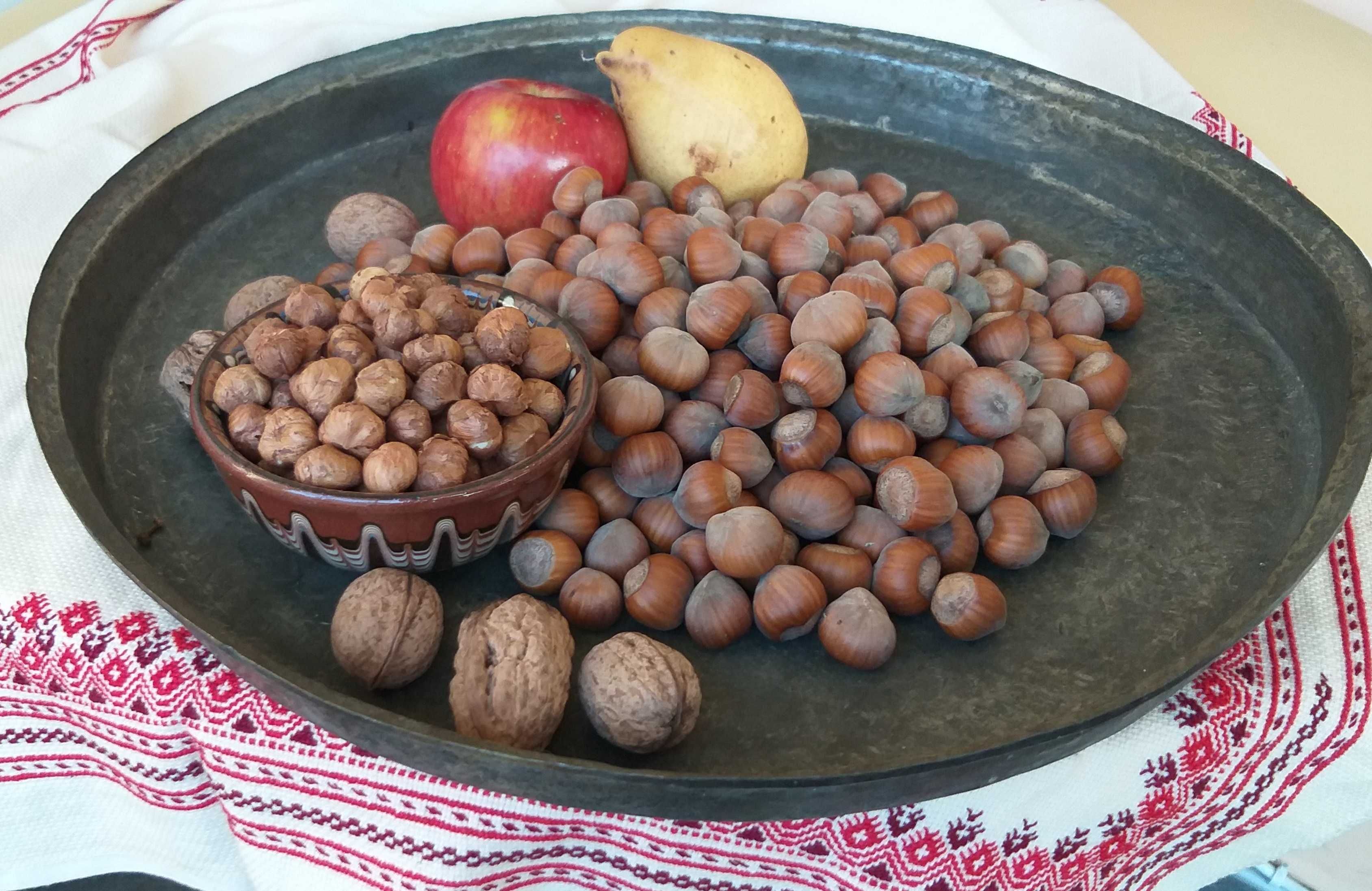Продавам лешници