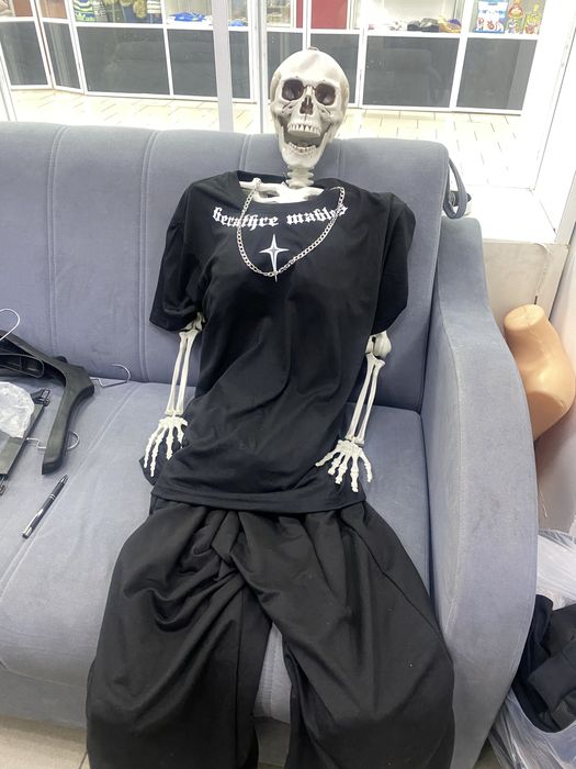 Продам скелет украшение для интерьера