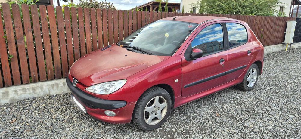 Peugeot 206 (motor defect)