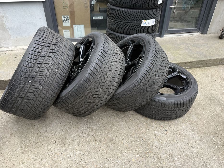 Cauciucuri Iarna Lamborghinii Urus