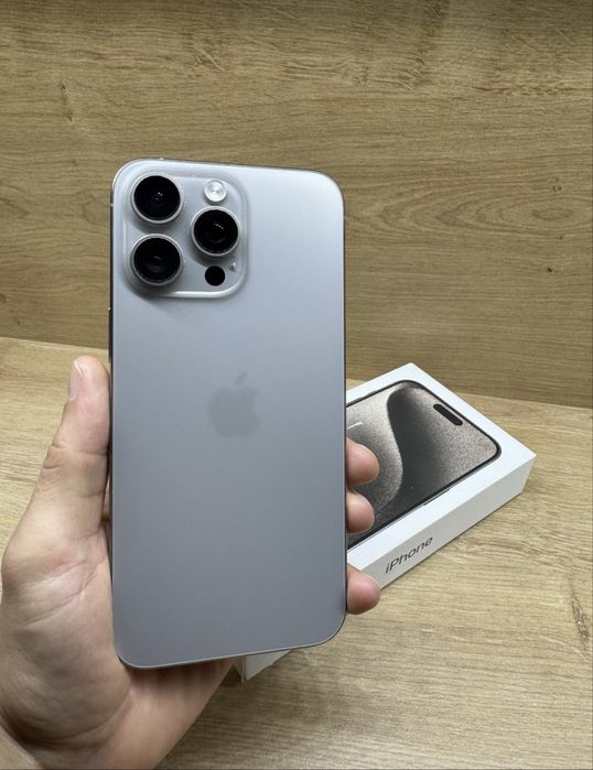 iPhone 15 PRO MAX  256 GB  ca NOU  98 % Bateria