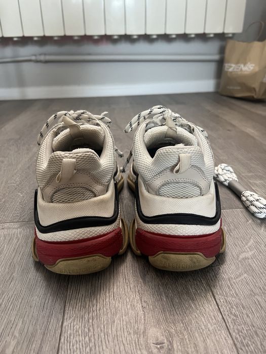 Balenciaga Triple S