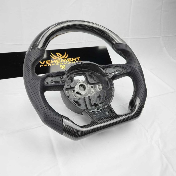 Volan sport din carbon Audi A3 A4 A5 A6 A7 A8 tesit piele perforata