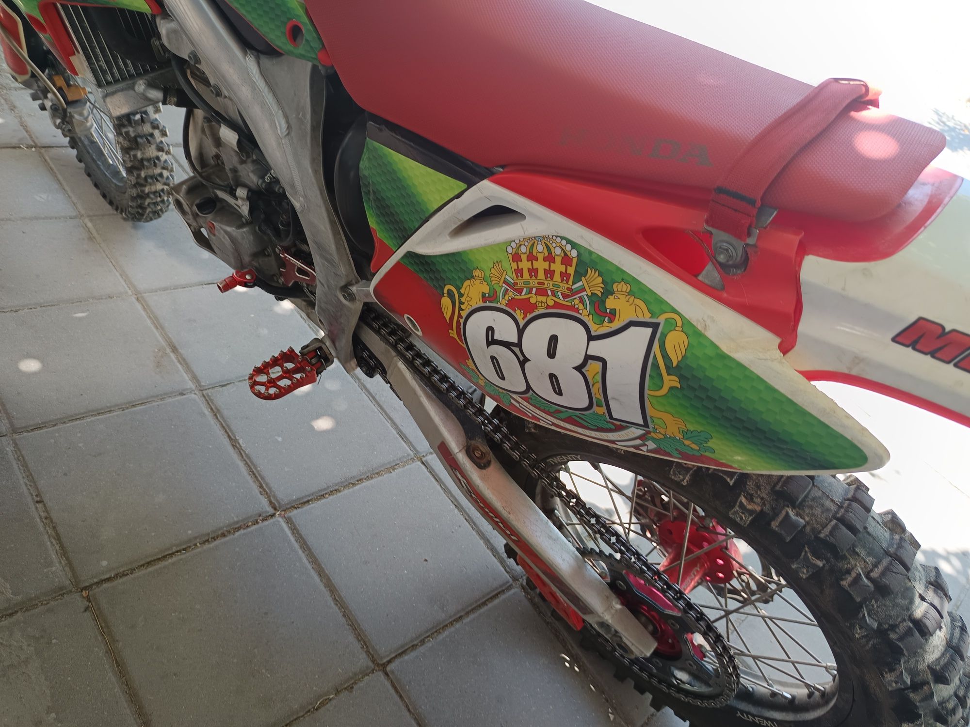 Комплект пластмаси и капак статор за CRF 450 R 2007