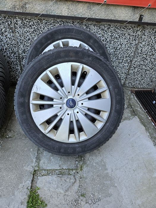Зимни гуми Michelin джанти с датчици Форд 205 55 16