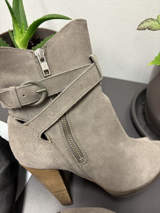 Ghete superbe marimea 37 piele naturala