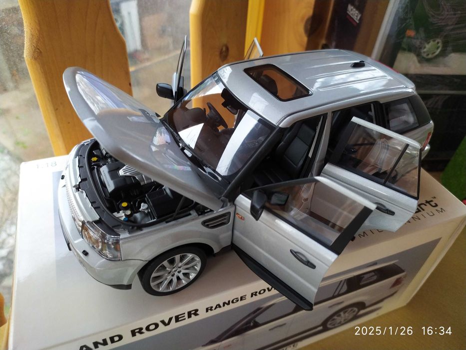 1:18 Метален модел на  Range Rover Sport AUTOart Millennium