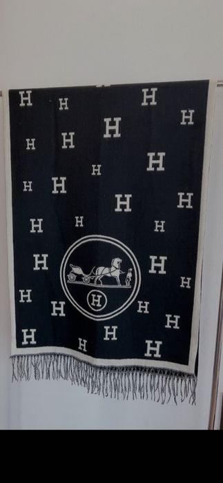 Fular Hermes, model 2026