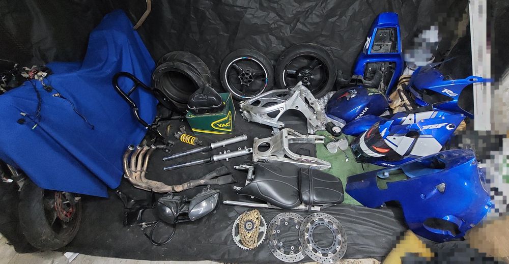 Yamaha YZF R6 2002, на запчасти