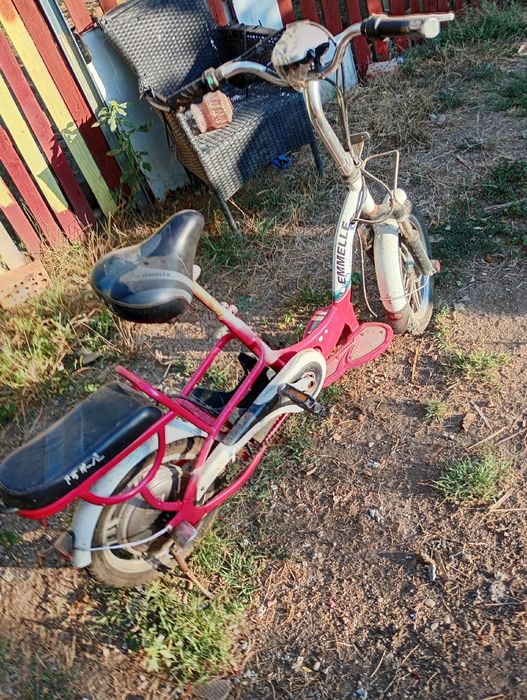 Se vinde scuter electric.,EMMELLE sau schimb  cu bicicleta cu motor