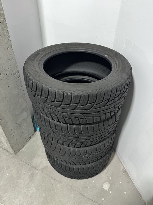 Anvelope iarnă / 235 55 17 / Impecabile