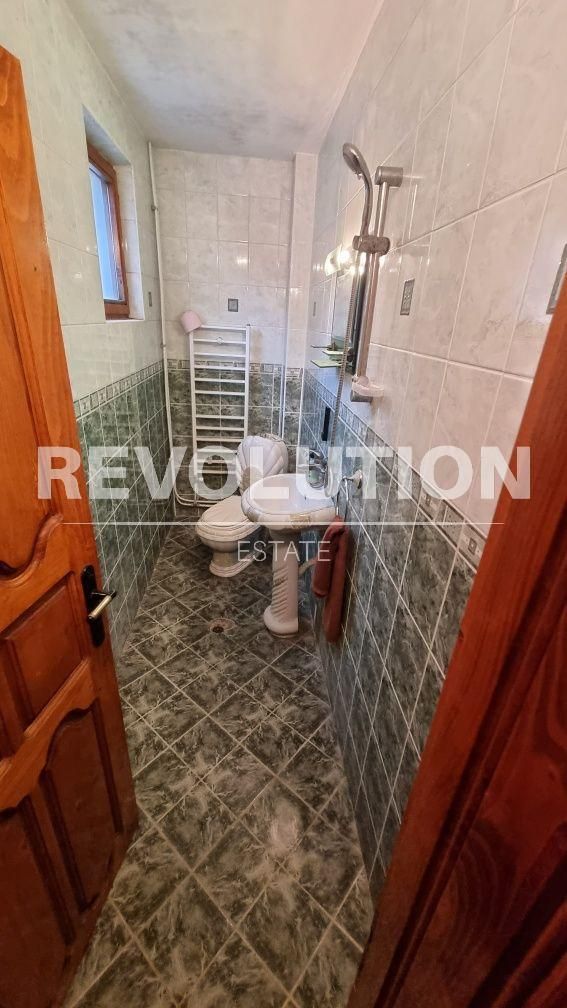 Дава се под наем Къща в Варна, Бриз - 160 кв.м за 1900 € - Снимка #5