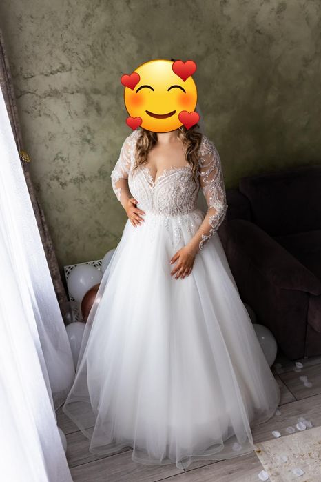 Vand Rochie Mireasa!!