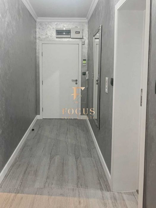 Продава се Тристаен апартамент в Пловдив, Коматевски възел - 101 кв.м за 2040 €/кв.м - Снимка #5