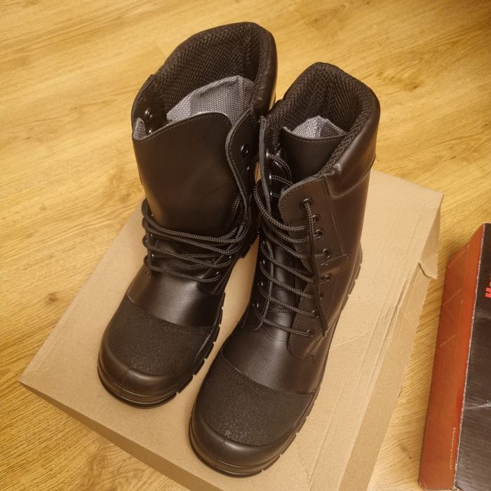 Cizme din piele cu bombeu 42