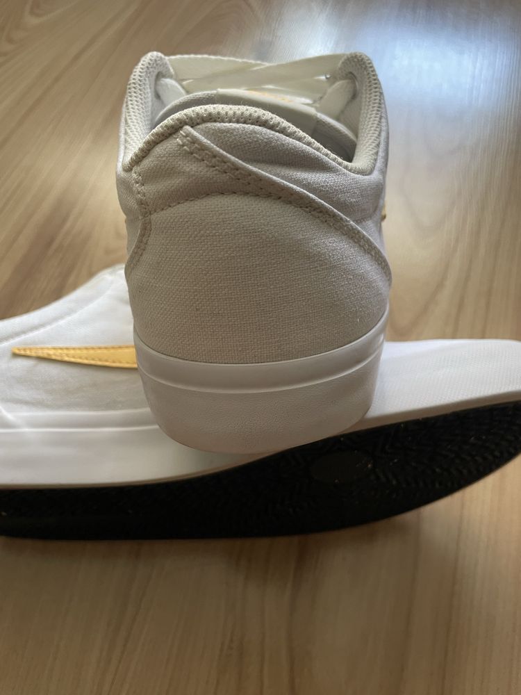 NIKE SB / мъжки спортни обувки/сникърси US9/42,5