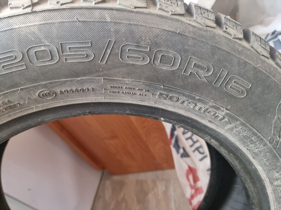 Шипованные шины.