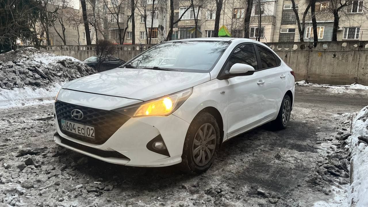 Акцент,  Элантра,  Соната,  Электромобиль,  Камри под таксовку