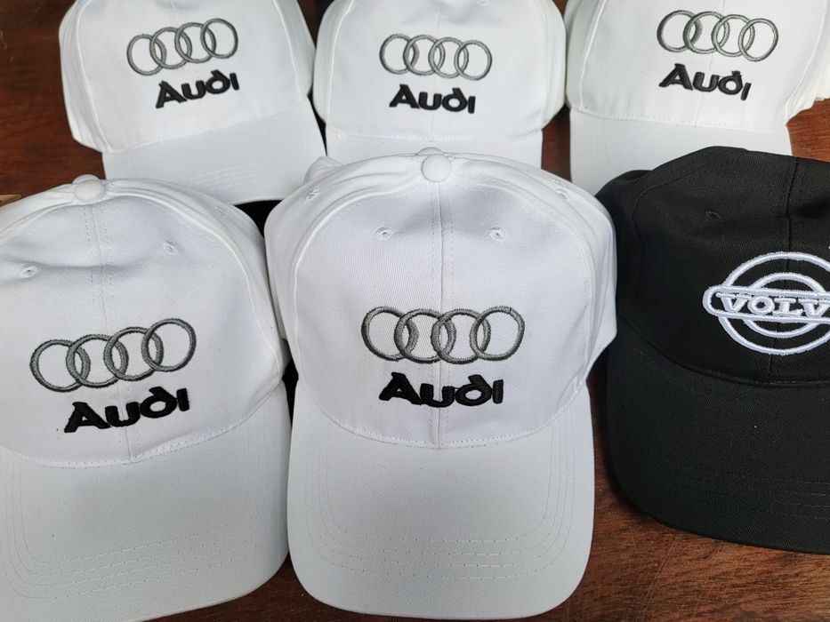 Шапка с козирка регулираща се Волво volvo audi ауди