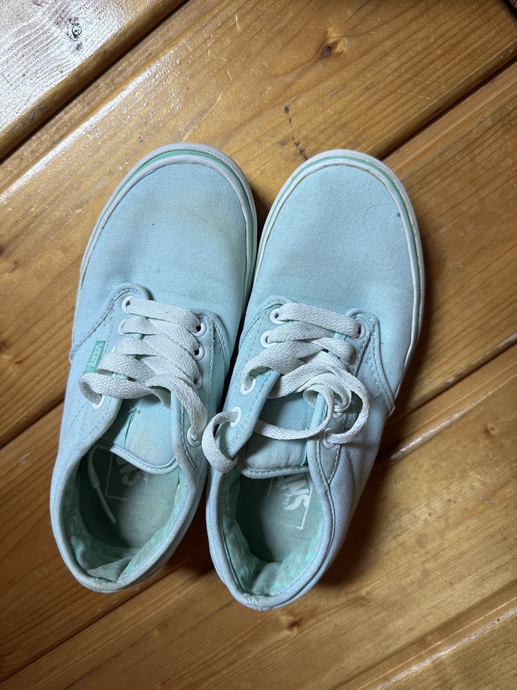 Vans women’s 37