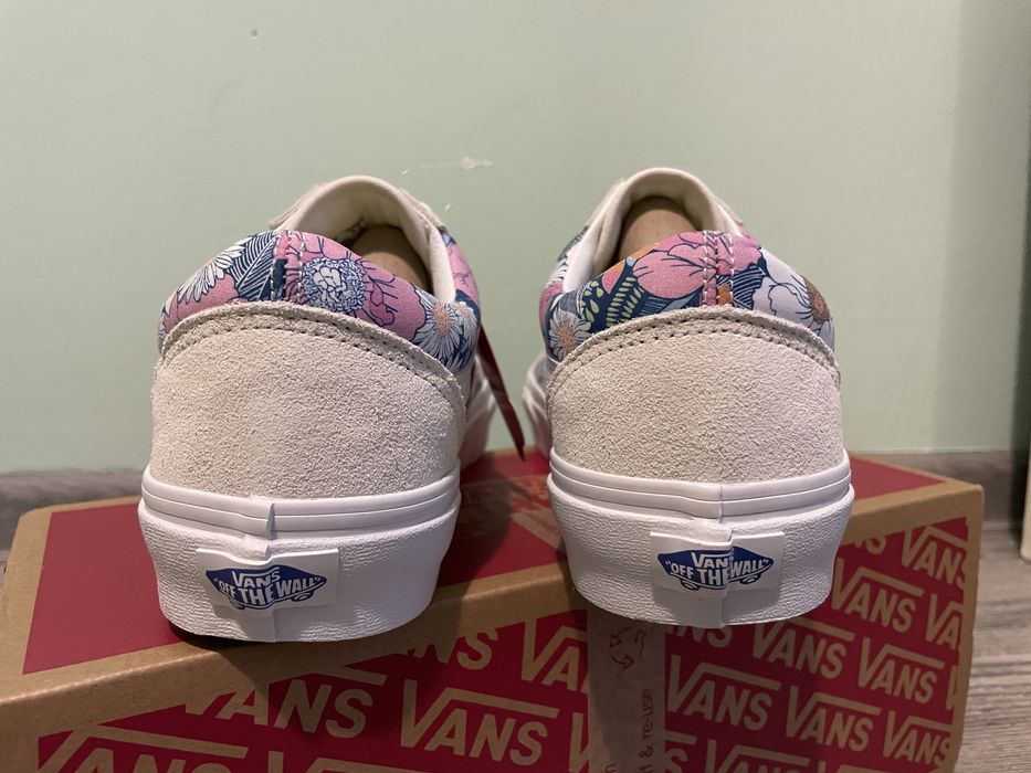 Vans “Old Skool” low