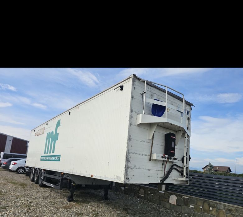 De Vanzare semiremorca walkingfloor 90 mc