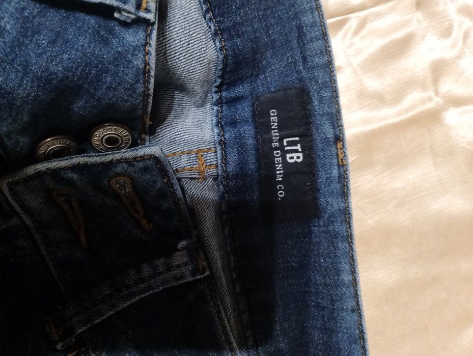 Blugi de dama stare bună