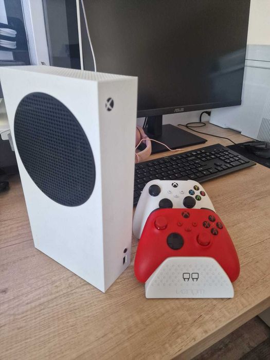 Xbox Series S 512 GB + Externder 1TB cu 2 controlere