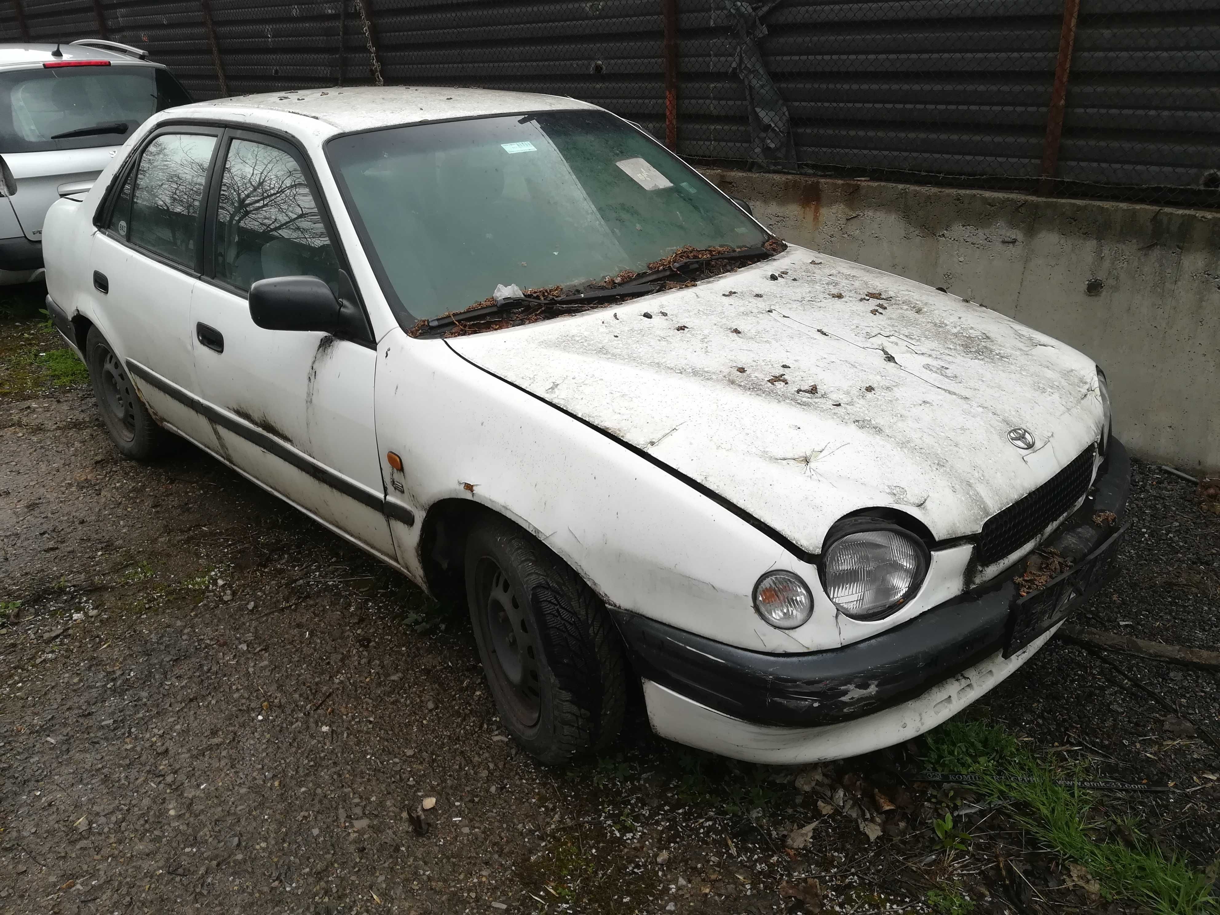 На части Toyota Corolla Тойота Корола седан 1.6 автоматик