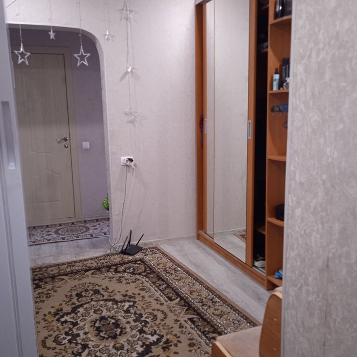 Продам шкаф в прихожую