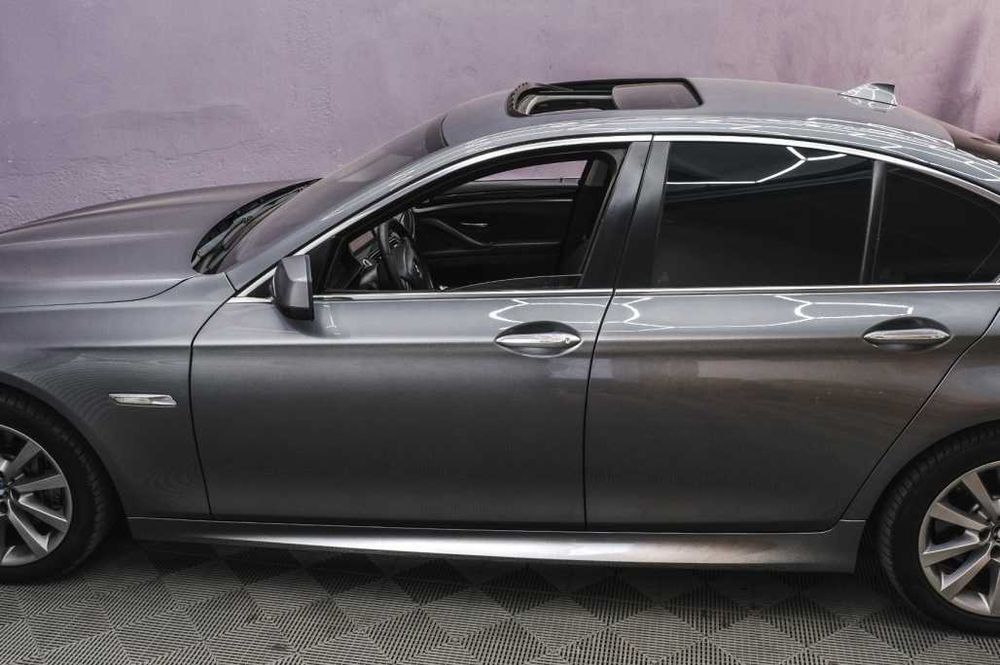 Kit Pachet M BMW F10 Seria 5 cu accesorii Taiwan