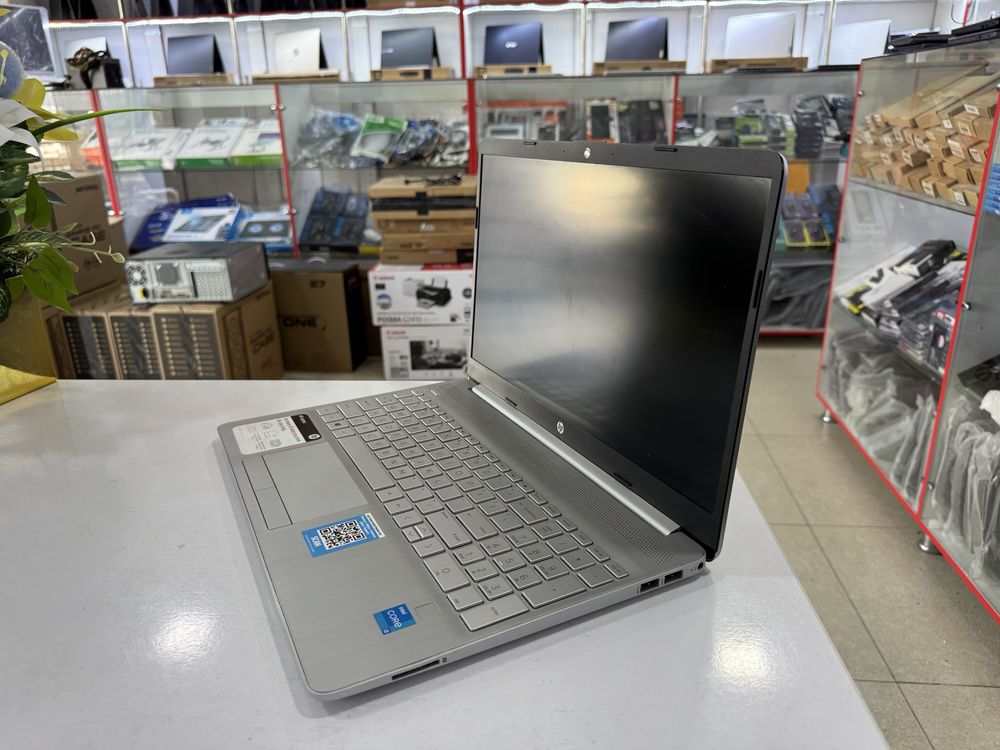 2 ta bir xilda idealni hp core i3 11 avlod 8/256 barmoq izi scaner bor