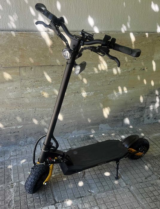Електрическа  Тротинетка'' KAABО MANTIS 10 DUAL PLUS"