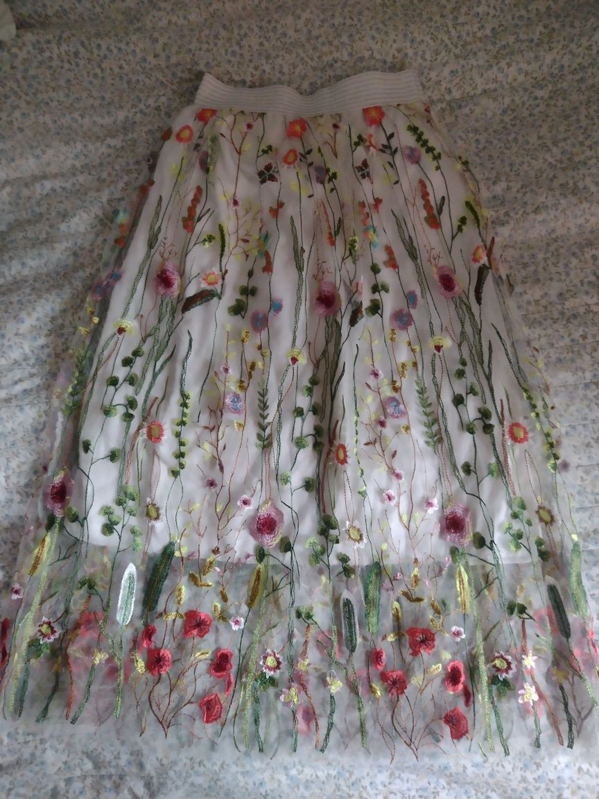 Fusta model floral