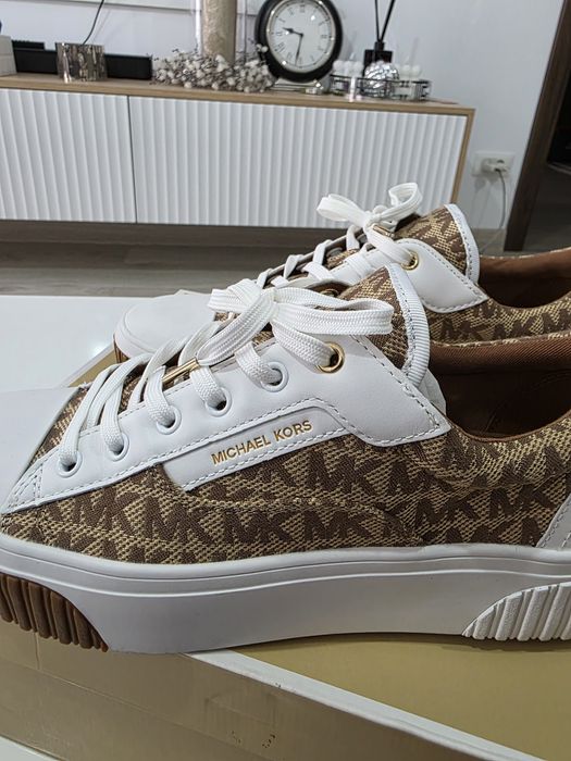 Adidasii Originali Michael Kors