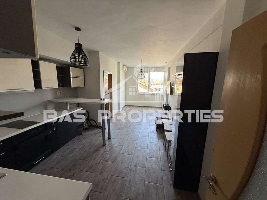 Дава се под наем Тристаен апартамент в София, Люлин 8 - 72 кв.м за 500 € - Снимка #1