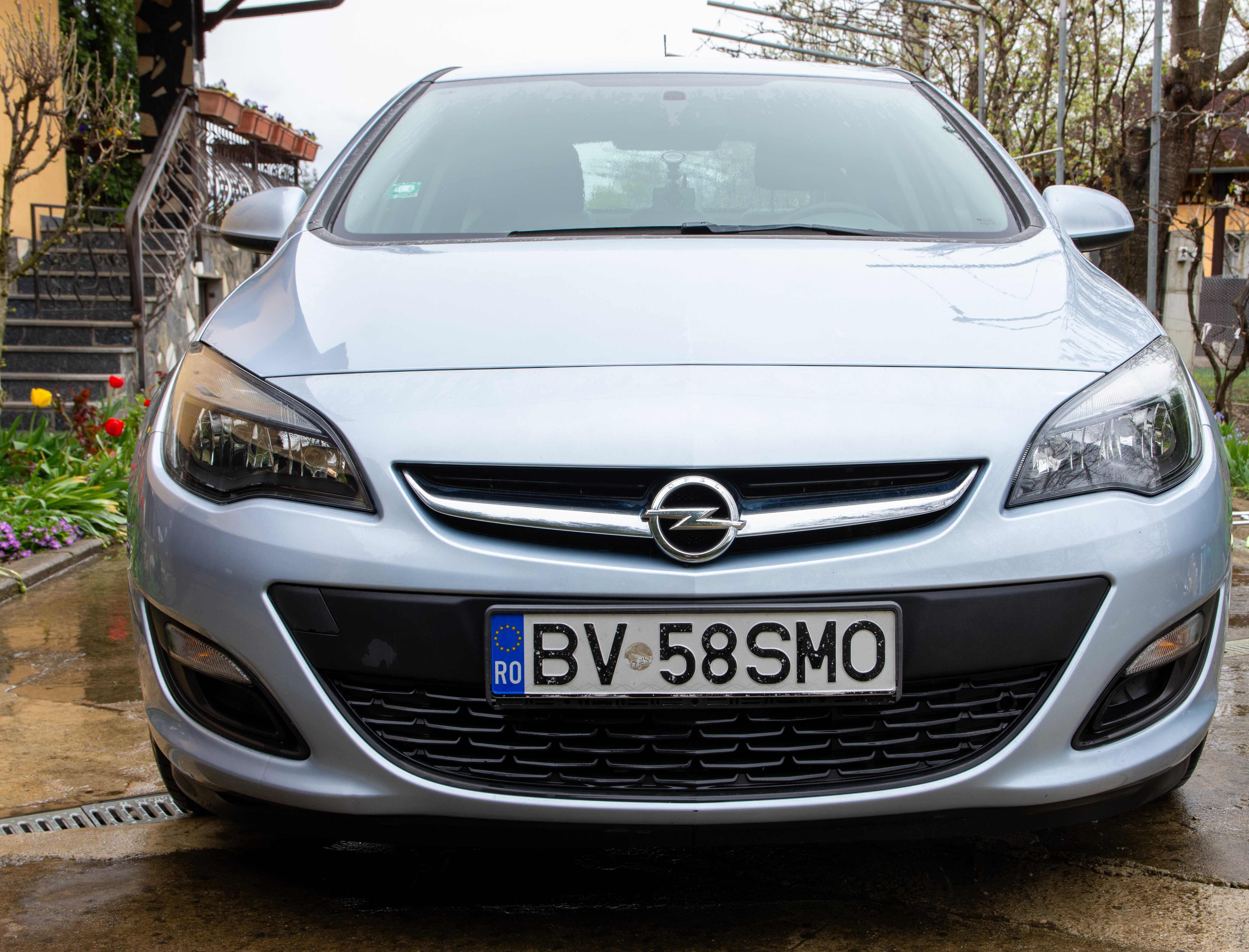 Opel Astra sedan  ENJOY 1.4 turbo - UNIC PROPRIETAR -