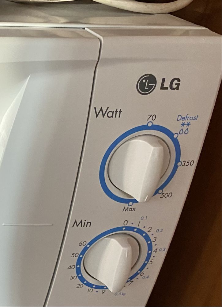 Cuptor cu microunde LG