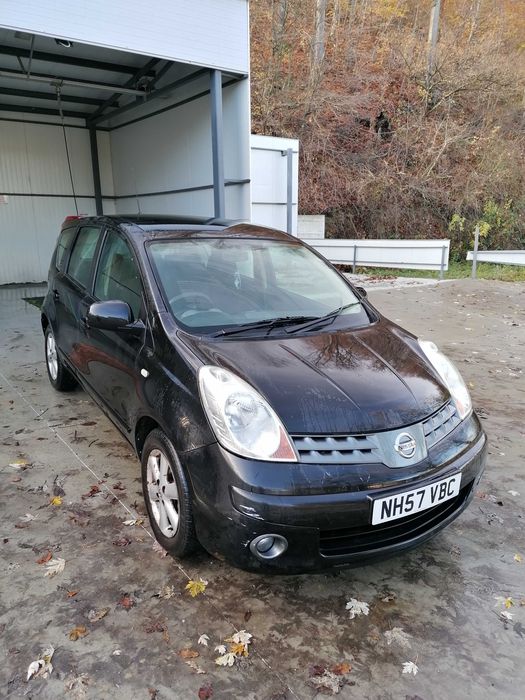 Nissan Note 2008 1.6 бензин