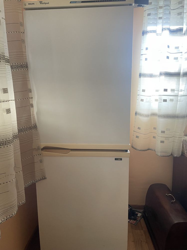 Хладилник whirlpool