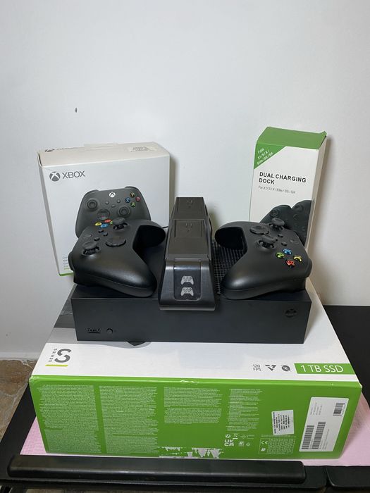XBOX Series S Black Edition 1TB + 2 controllere + incarcator