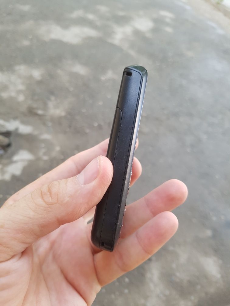 Nokia 1680 classic sotladi uz imeya otkan