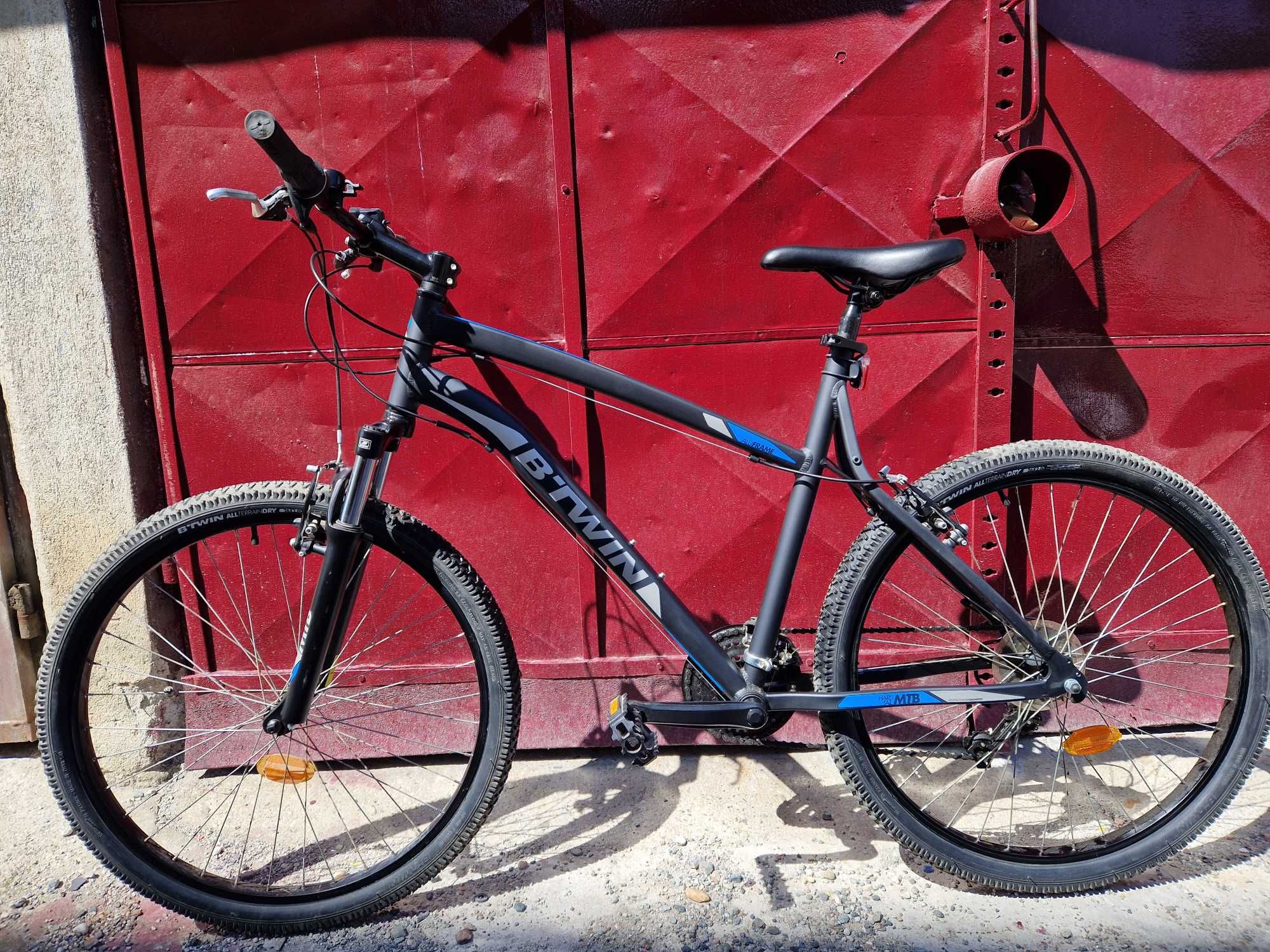 Vand bicicleta MTB Rockrider 340 Negru-Albastru 26''