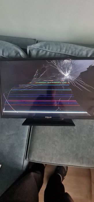 Продавам телевизор FINLUX
32FLYR274S