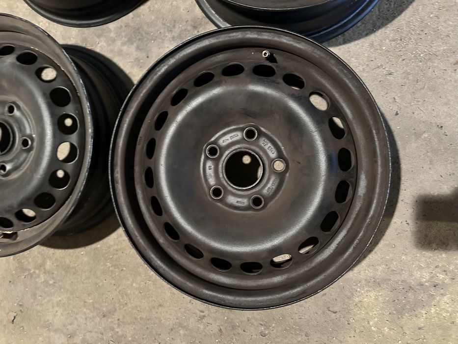 Комплект железни джанти 5х112