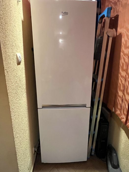 Vand frigider beko